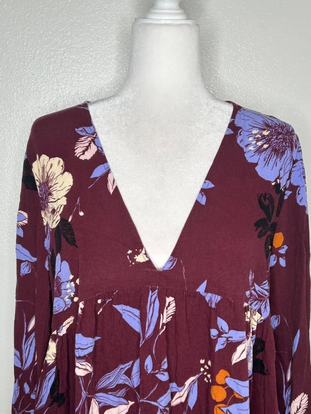Free People Womens Maroon & Purple Floral V-Neck Smocked Long Sleeve Tunic Top L - Picture 2 of 10
